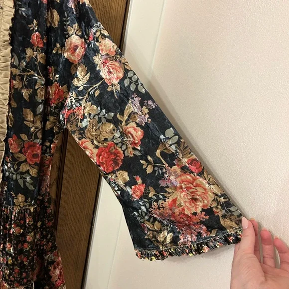 Easel Floral Velvet Multicolor Open Boho Women's Cardigan Medium - Picture 6 of 11